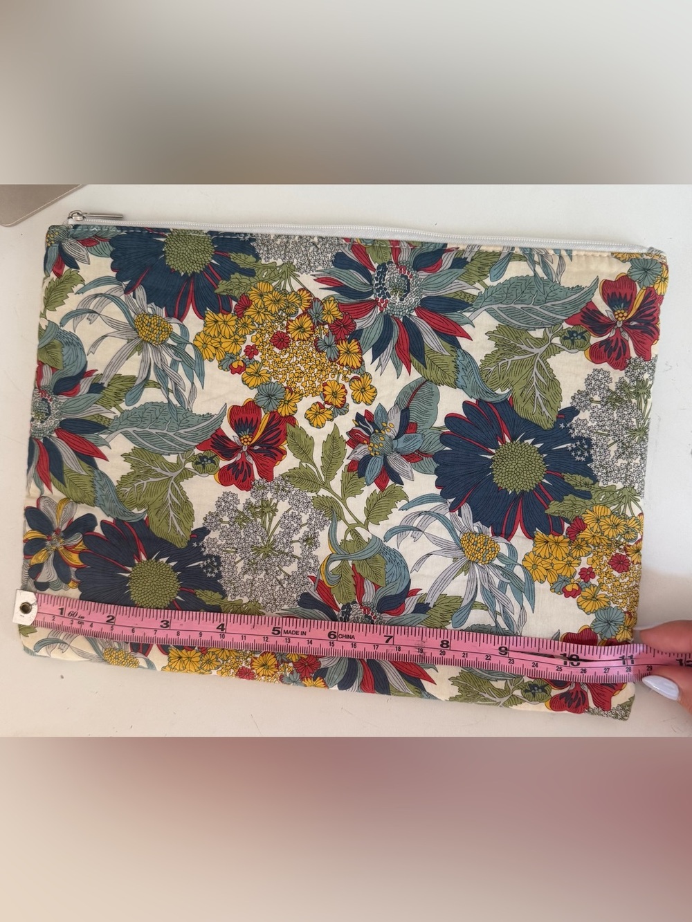 Handmade Japan Liberty Print Floral Zipper Pouch - Angelica Garla Motif - Picture 4 of 5